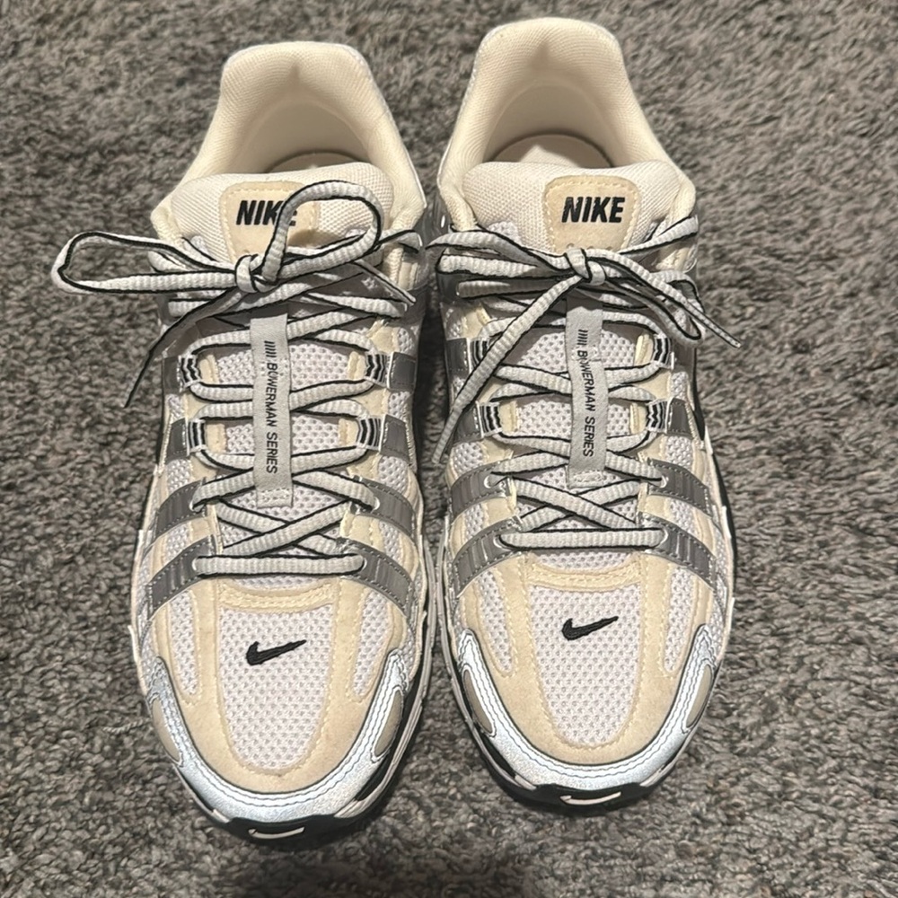 Nike P-6000
Women’s Size 7
